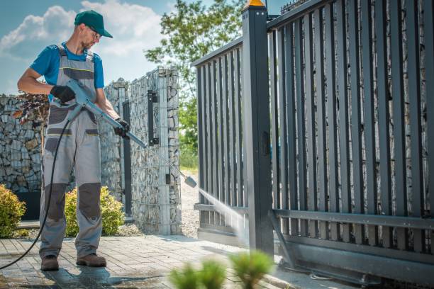 Best Pool Deck Cleaning  in Waynesburg, OH